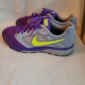Nike Zoom Fly Women's Sneaker